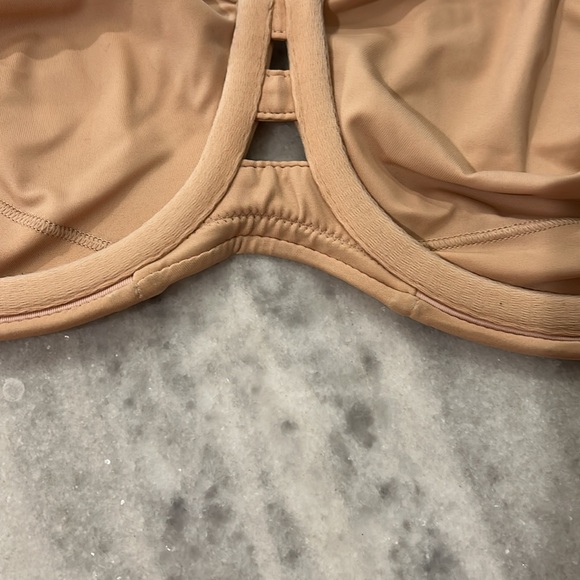 SPANX Low Profile Minimizer Bra sz 36DD in Champagne Nude - Picture 4 of 6